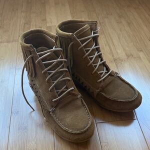 Women’s Suede Moccasin Boots - Brown
